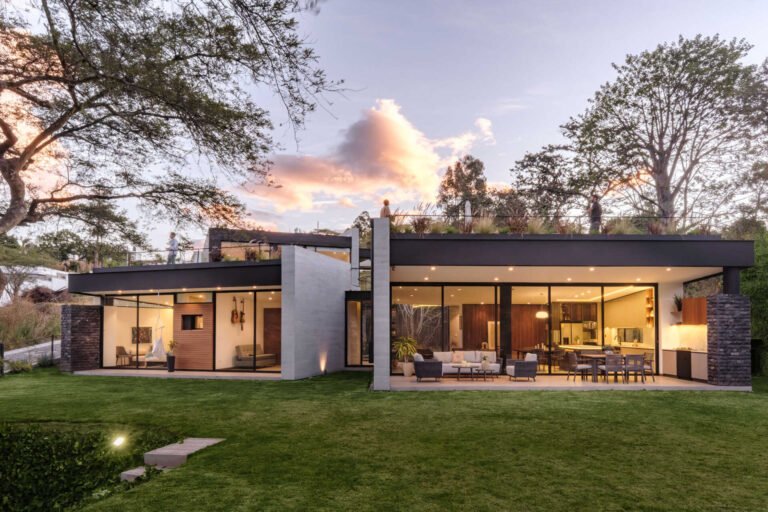 Puembo house with a central courtyard and planted roof terraces