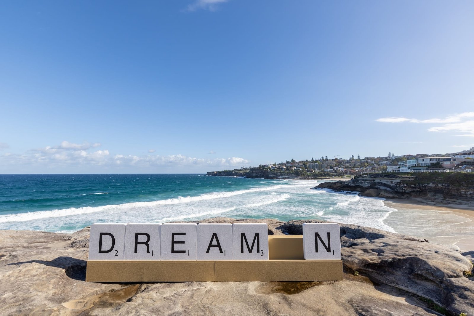 Emma Anna’s DREAM_N uses oversized letterforms along the Bondi coastal route.
