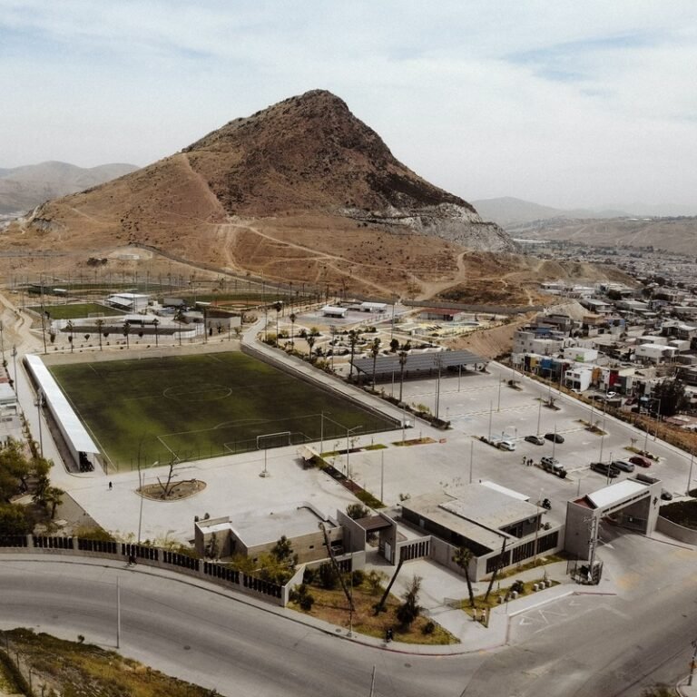 Centro Deportivo Abejas sports landscape in Tijuana / المشهد الرياضي العام لمركز أبيخاس في تيخوانا